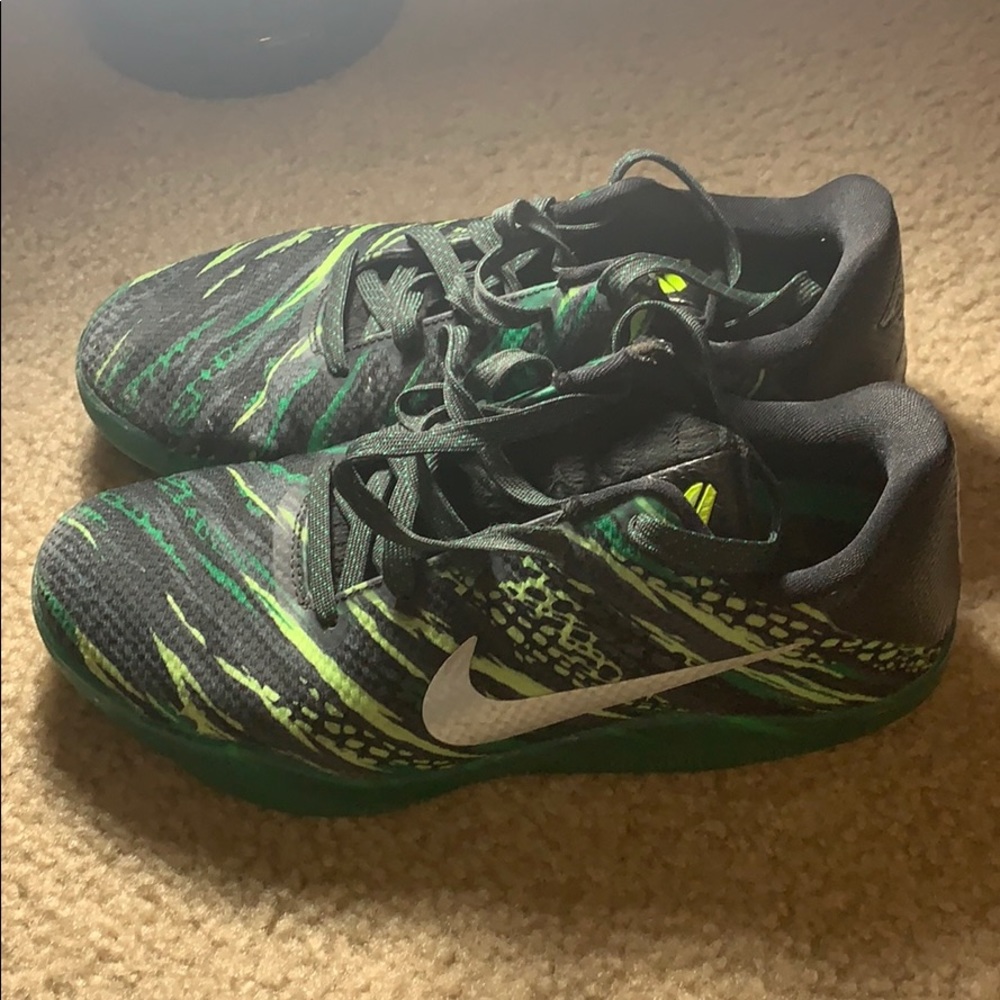 Kobe 11 Shoes kids,
